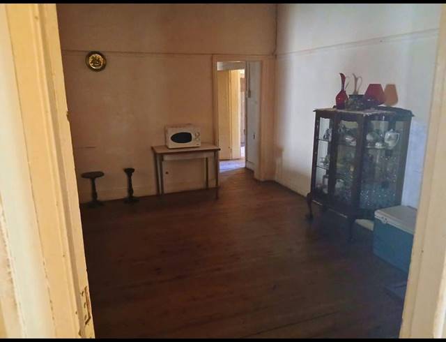 4 BEDROOM HOUSE FOR SALE IN JANSENVILLE